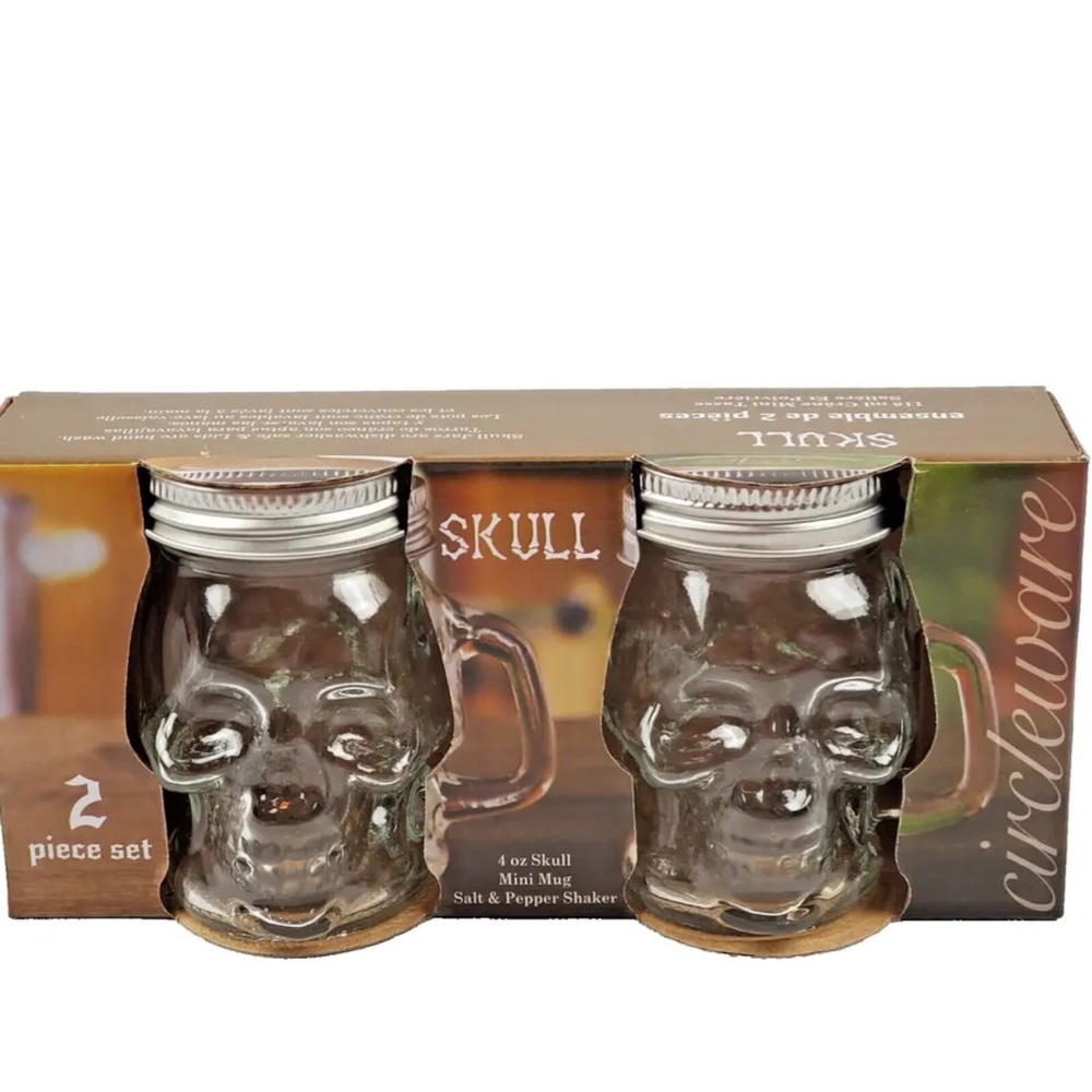Circleware 4 oz Skull Mini Mug Clear Glass Salt and Pepper Handle Shaker Jar Set